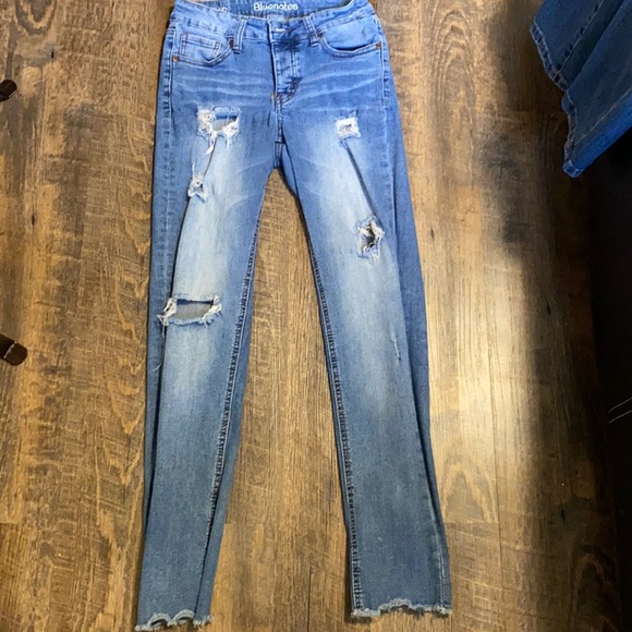 Don’t fit anymore, good condition, size 25, faded in front (that’s the style) - Picture 1 of 5